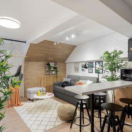 Historical Center 2 By Urbanesq Apartment Bucharest Luaran gambar