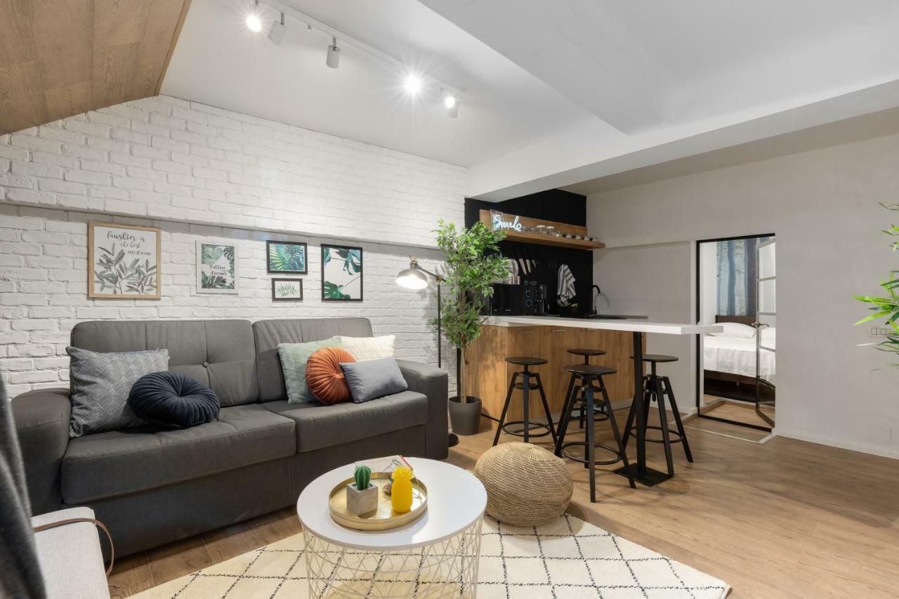 Historical Center 2 By Urbanesq Apartment Bucharest Luaran gambar
